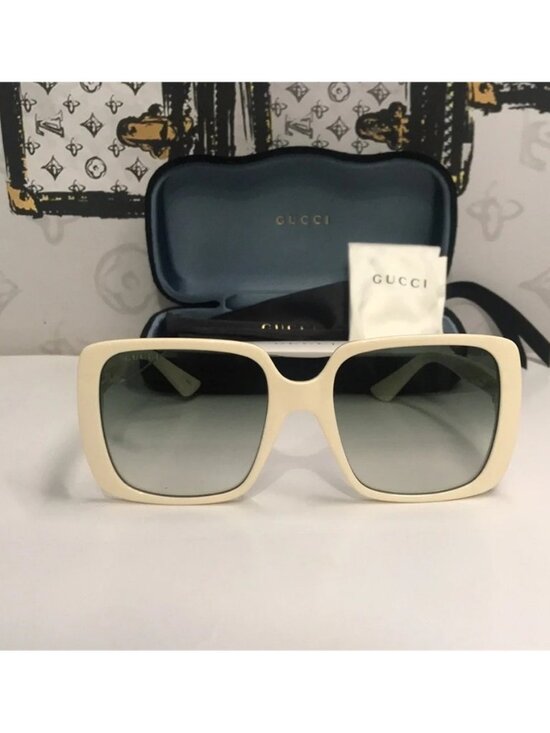 New Authentic Gucci Cream Sunglasses for Women GG0632s 004